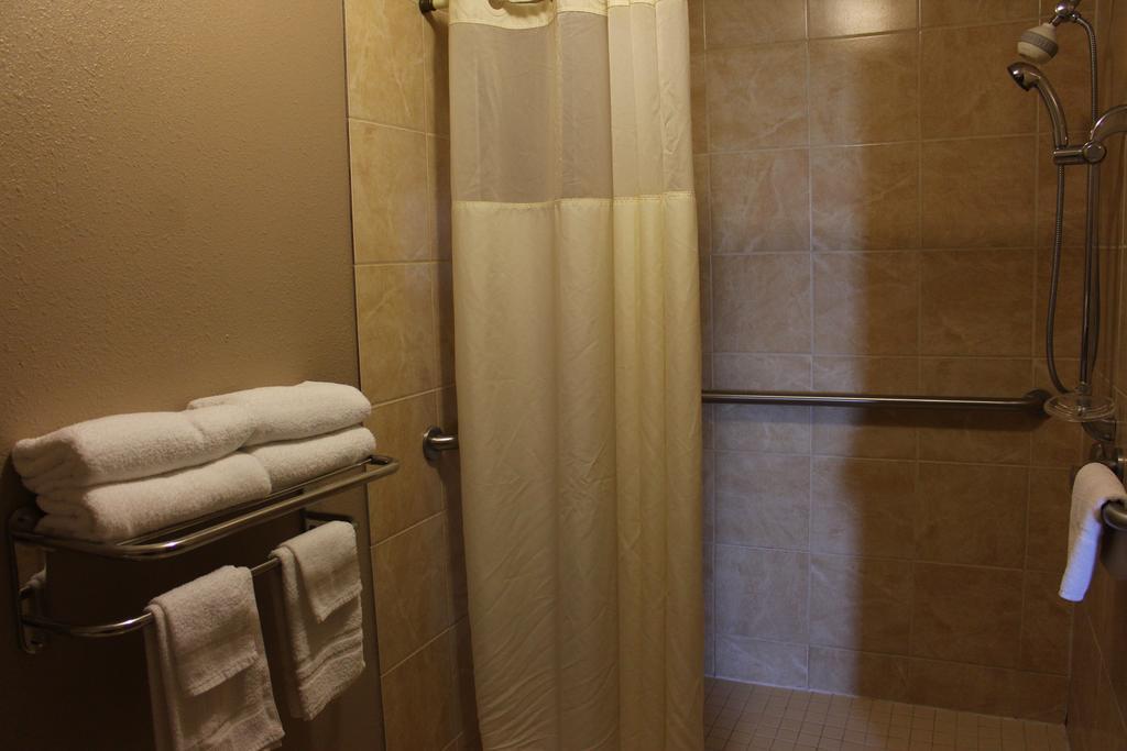Days Inn By Wyndham Watertown Rum bild
